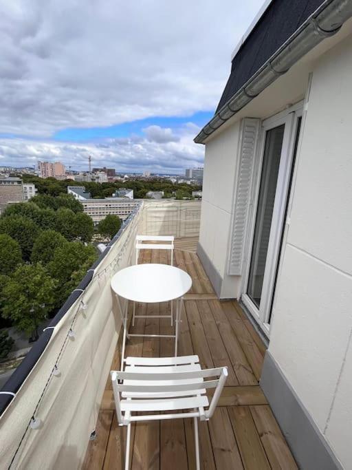 Balcony Floor Apartment