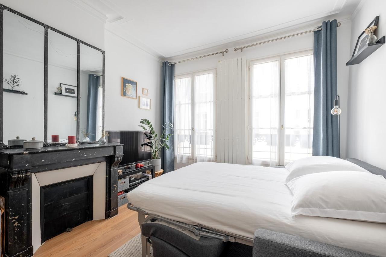 Veeve - Batignolles Blues Apartment