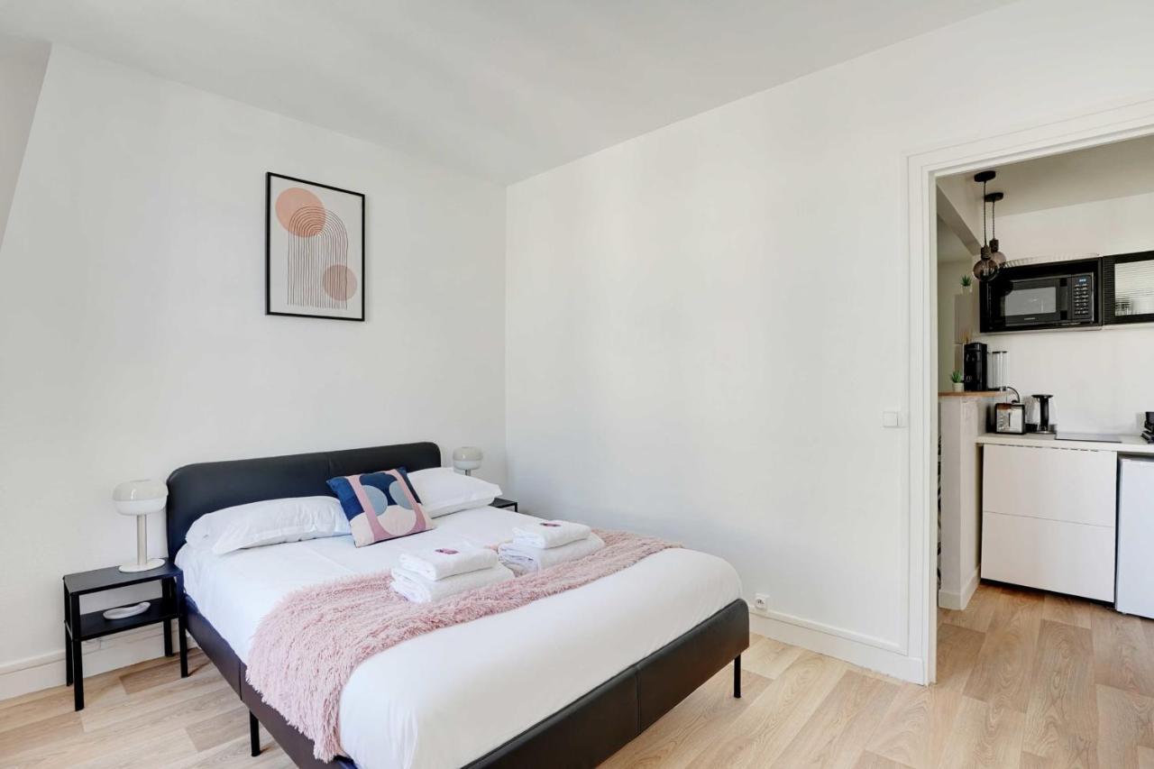 Modern - 2br-4p - Sacre-coeur Apartment