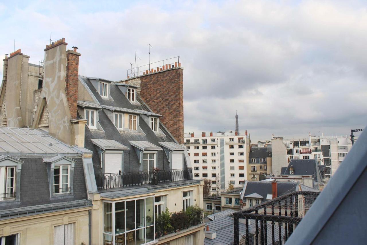 26 M Cocoon With Eiffel Tower View Apartment *