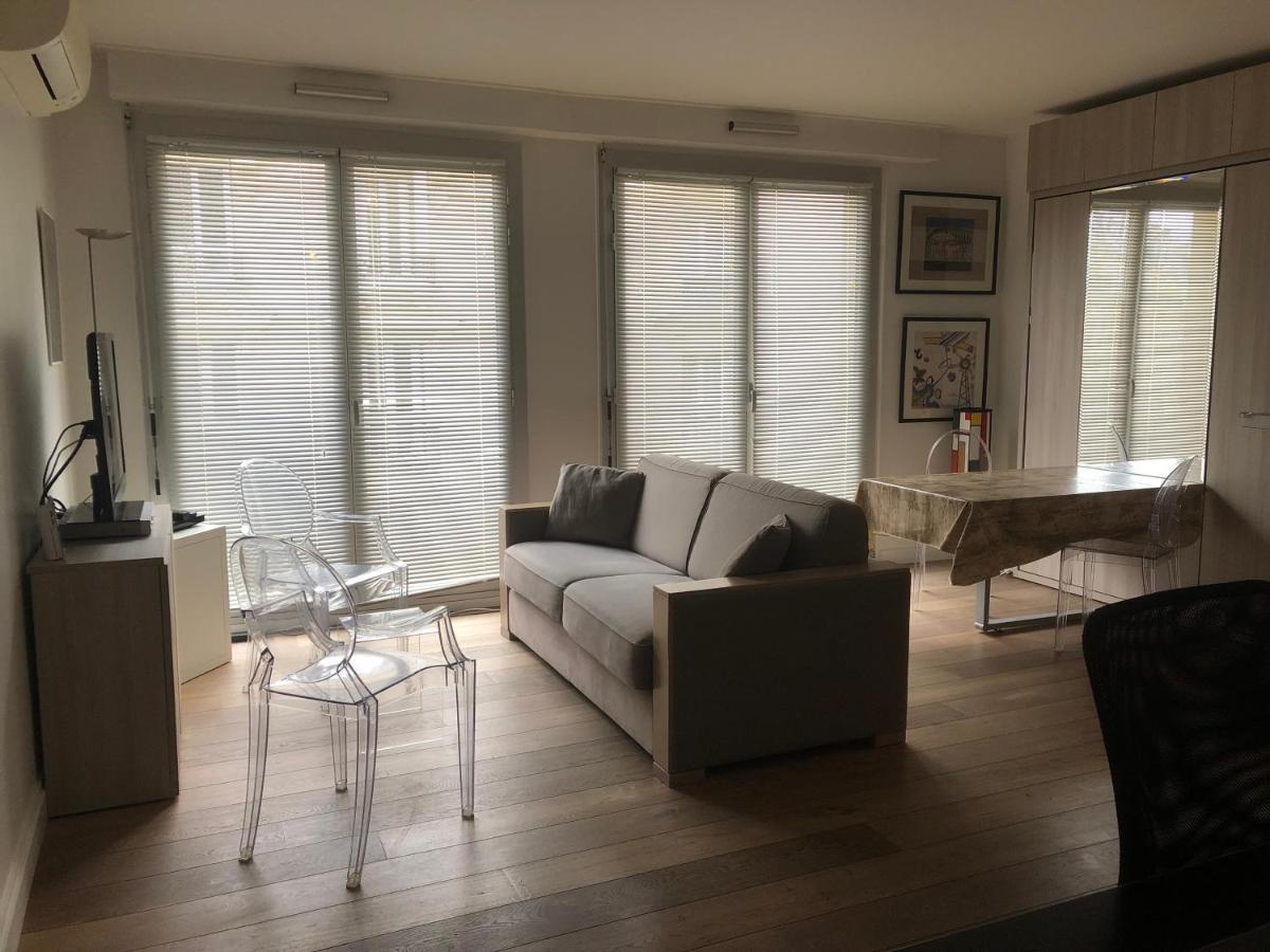 Appartement Trocadero-tour Eiffel-champs Elysees Paris