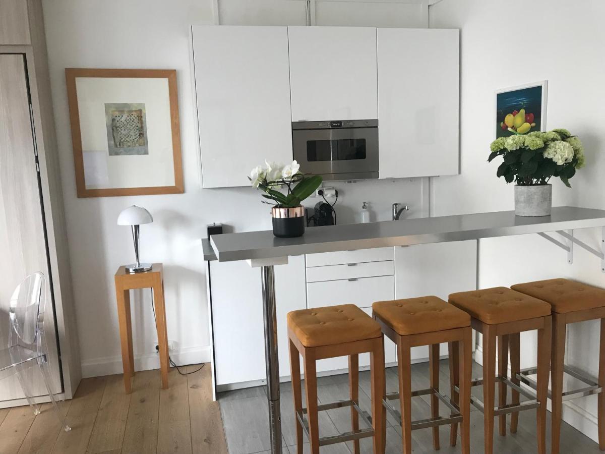 Appartement Trocadero-tour Eiffel-champs Elysees Paris