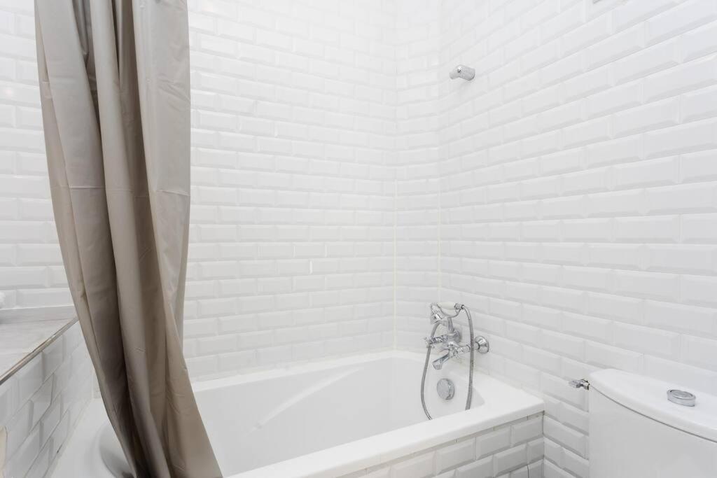 Apartment Special! 500m To Eiffel Tower: Duplex With Terrace