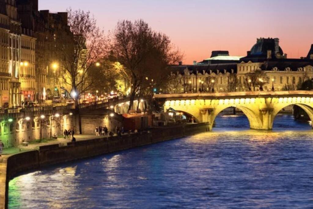 Notre Dame, Odeon 5e, Triplex 2 Salles De Bain * Paris