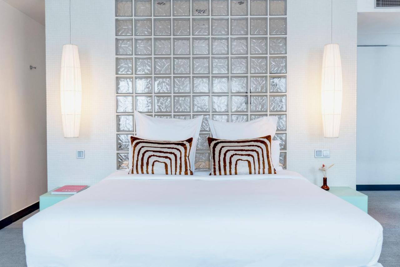 Kube Hotel