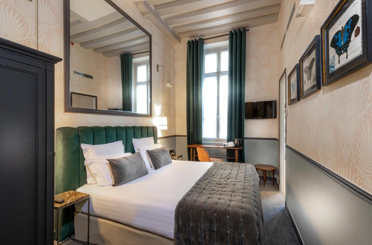 Dauphine Saint Germain Paris