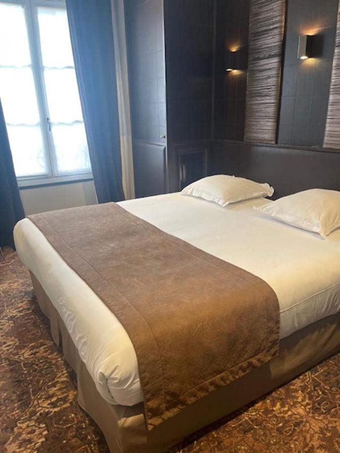 Hotel L'adresse 3*