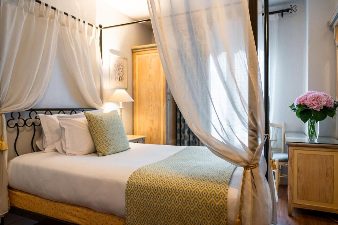 Alessandra Hotel
