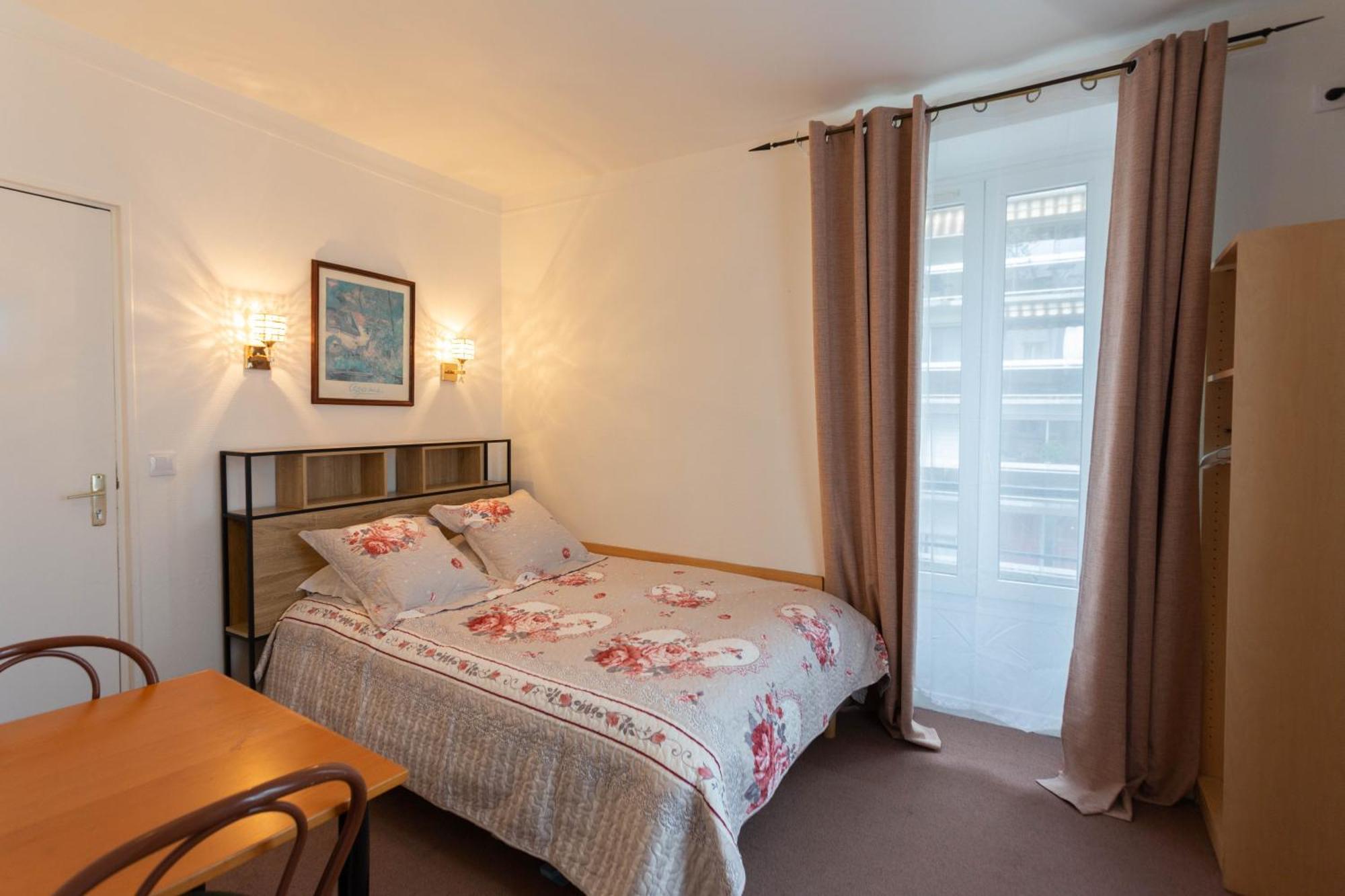 Hotel Ideal 3*