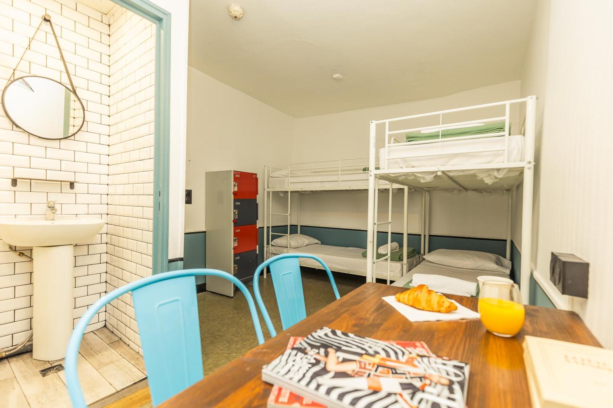 Hostel Young And Happy Latin Quarter By Hiphophostels Paris