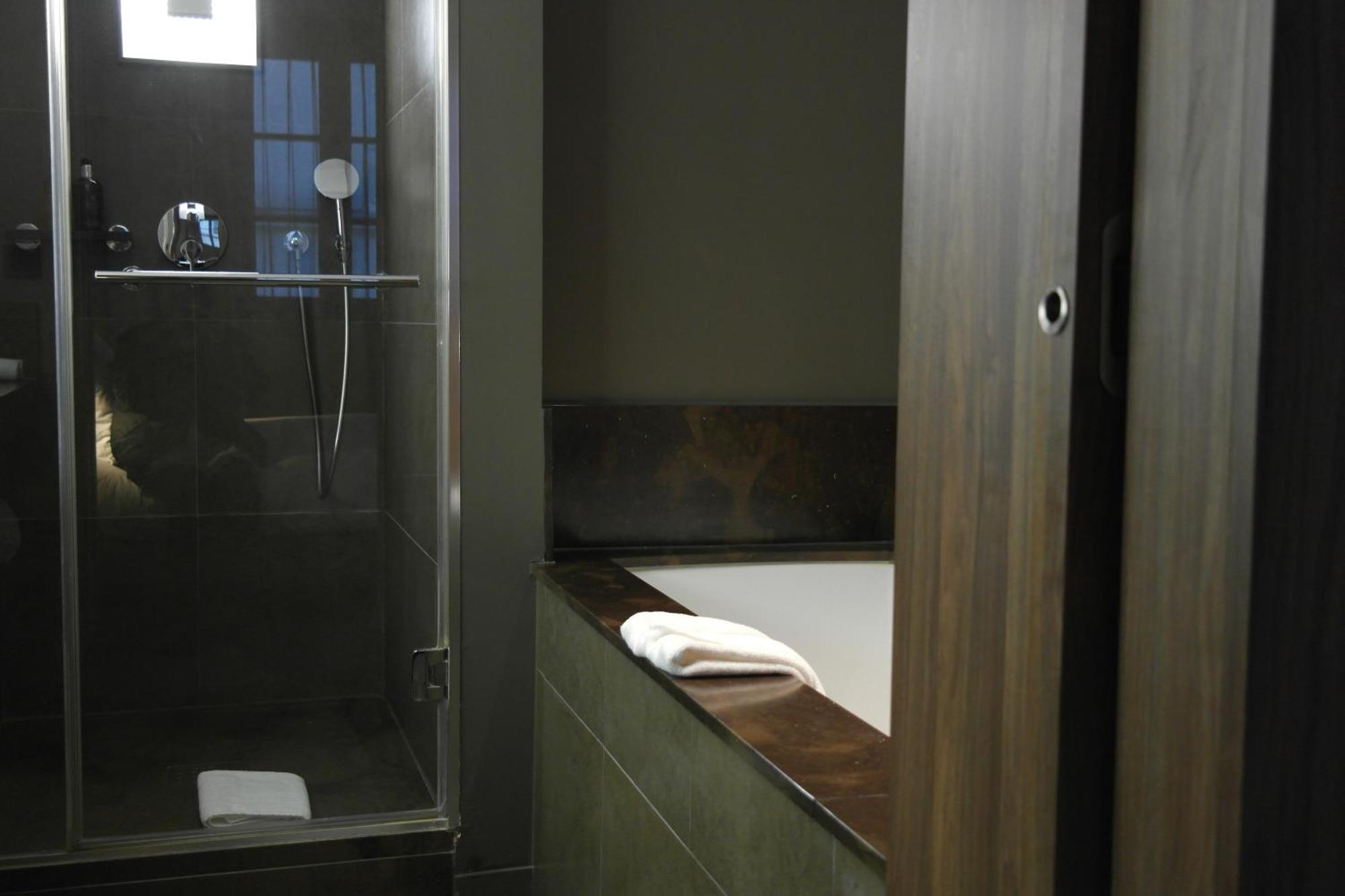 Jules & Jim Hotel