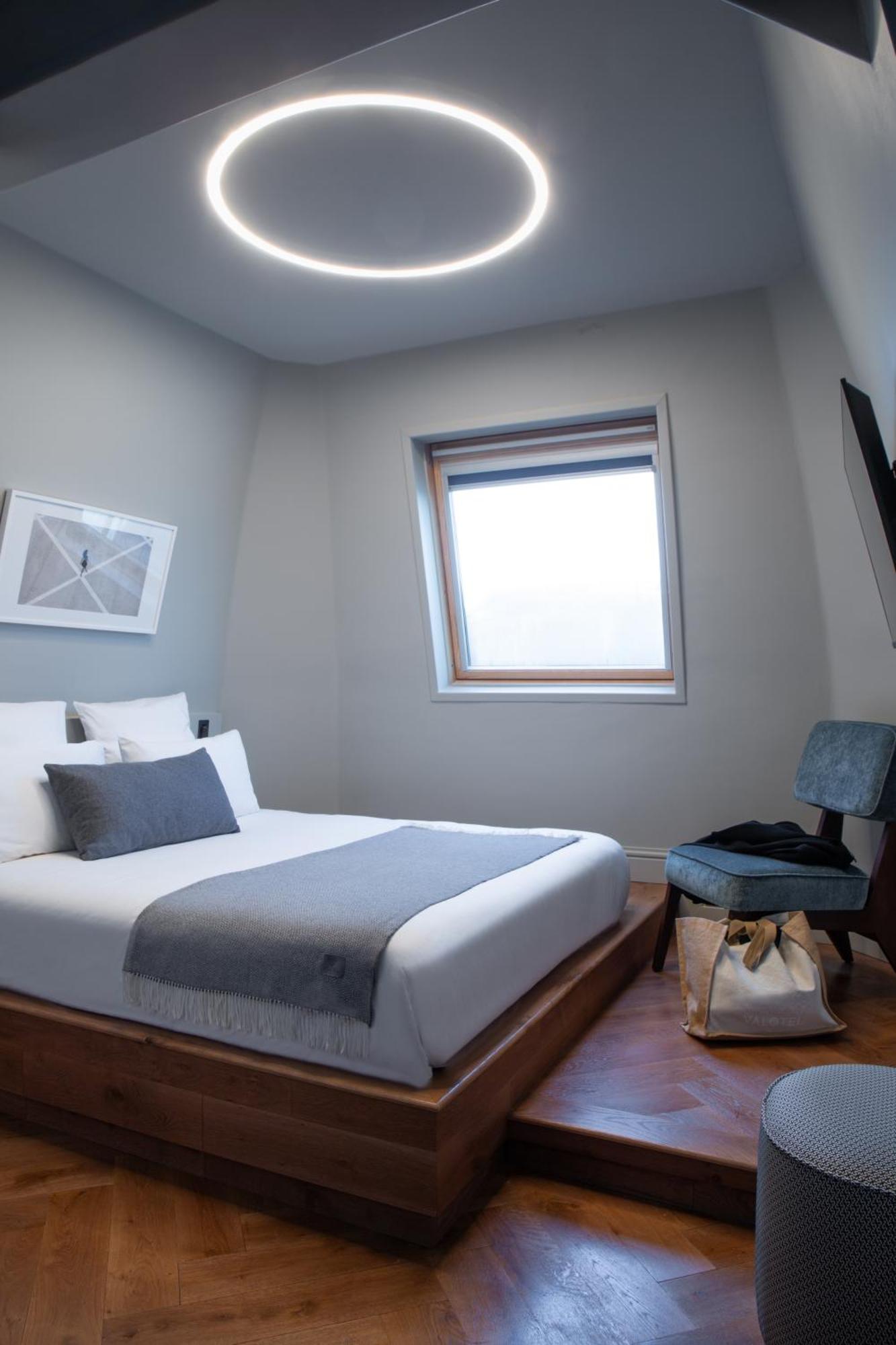 Ibis Styles Gare Du Nord Tgv Hotel