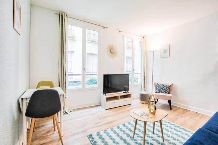 Charming Near Les Halles - 4p Apartment *