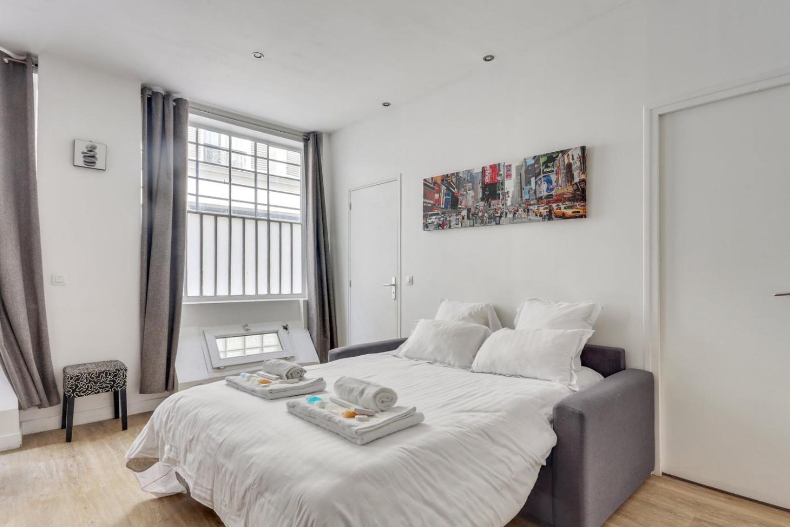 163 Carole - Superb In Apartment Paris
