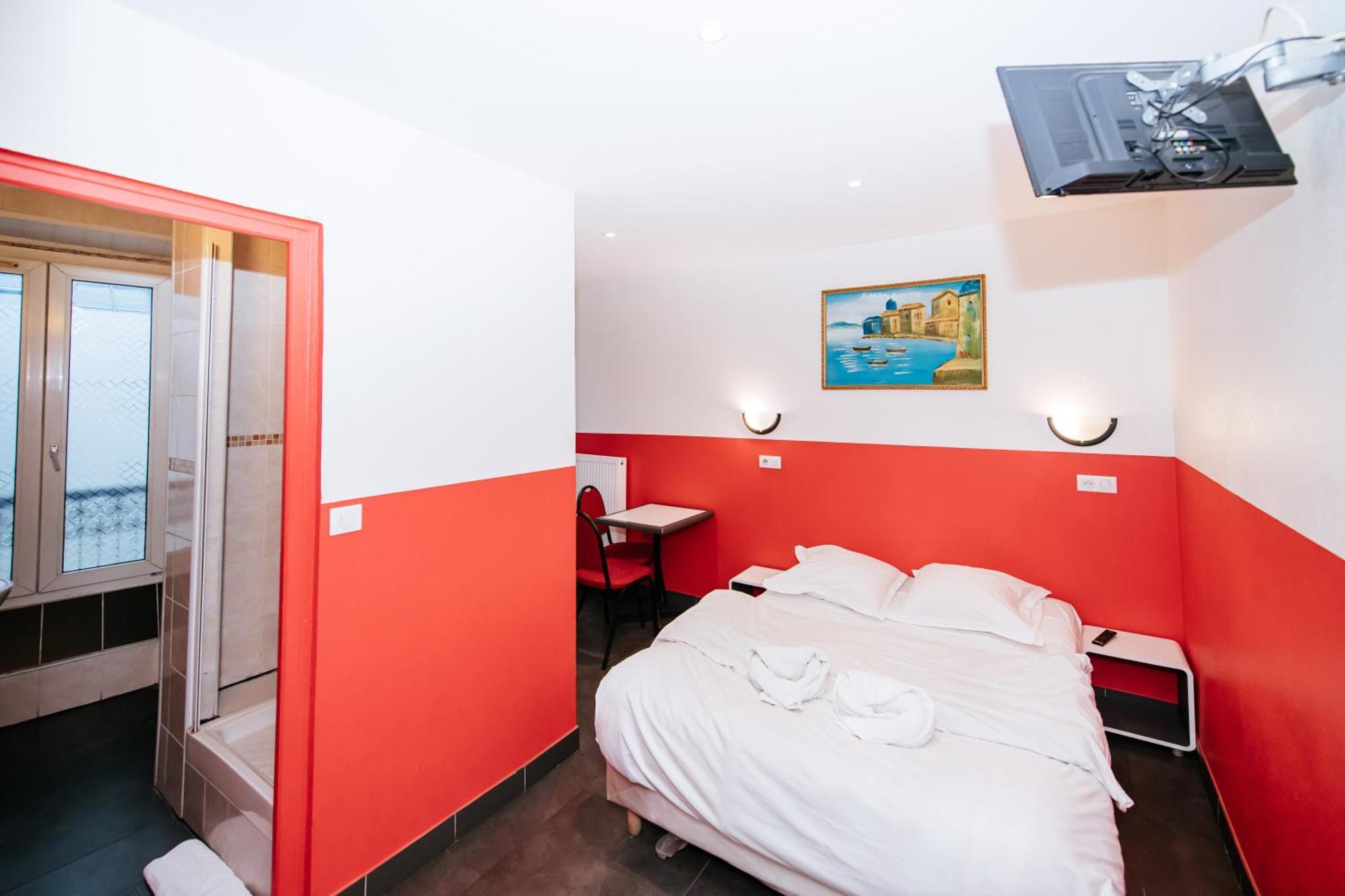 Hotel De La Poste Paris