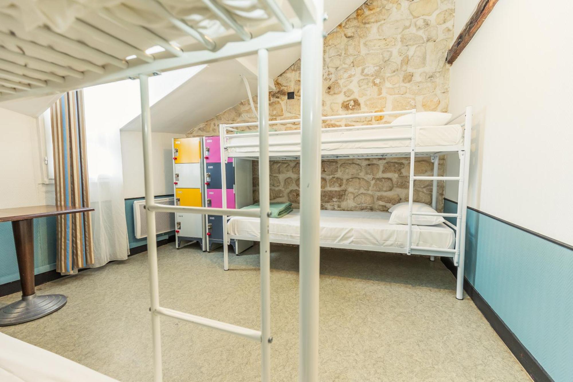 Young And Happy Latin Quarter By Hiphophostels Hostel Paris