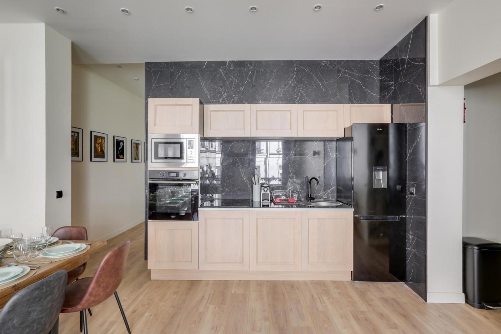 175 Lea - Superb In Apartment