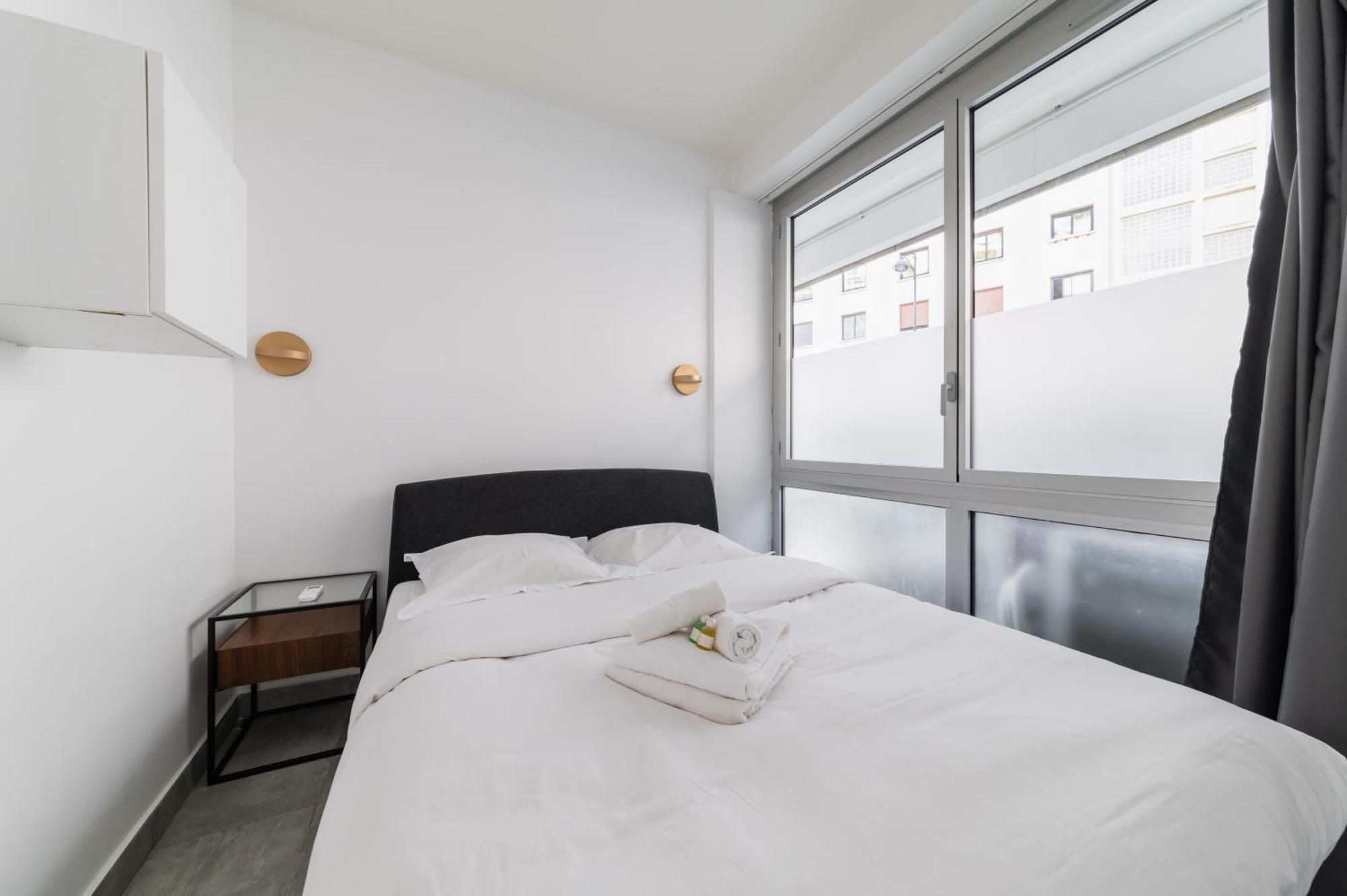 Appartement Calme Place Du Trocadero - 4p - Flat-guest *