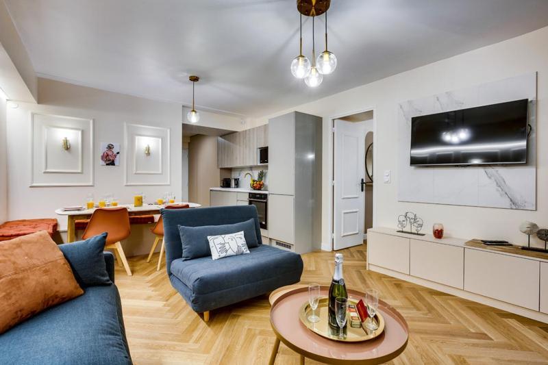 222-suite Allenby