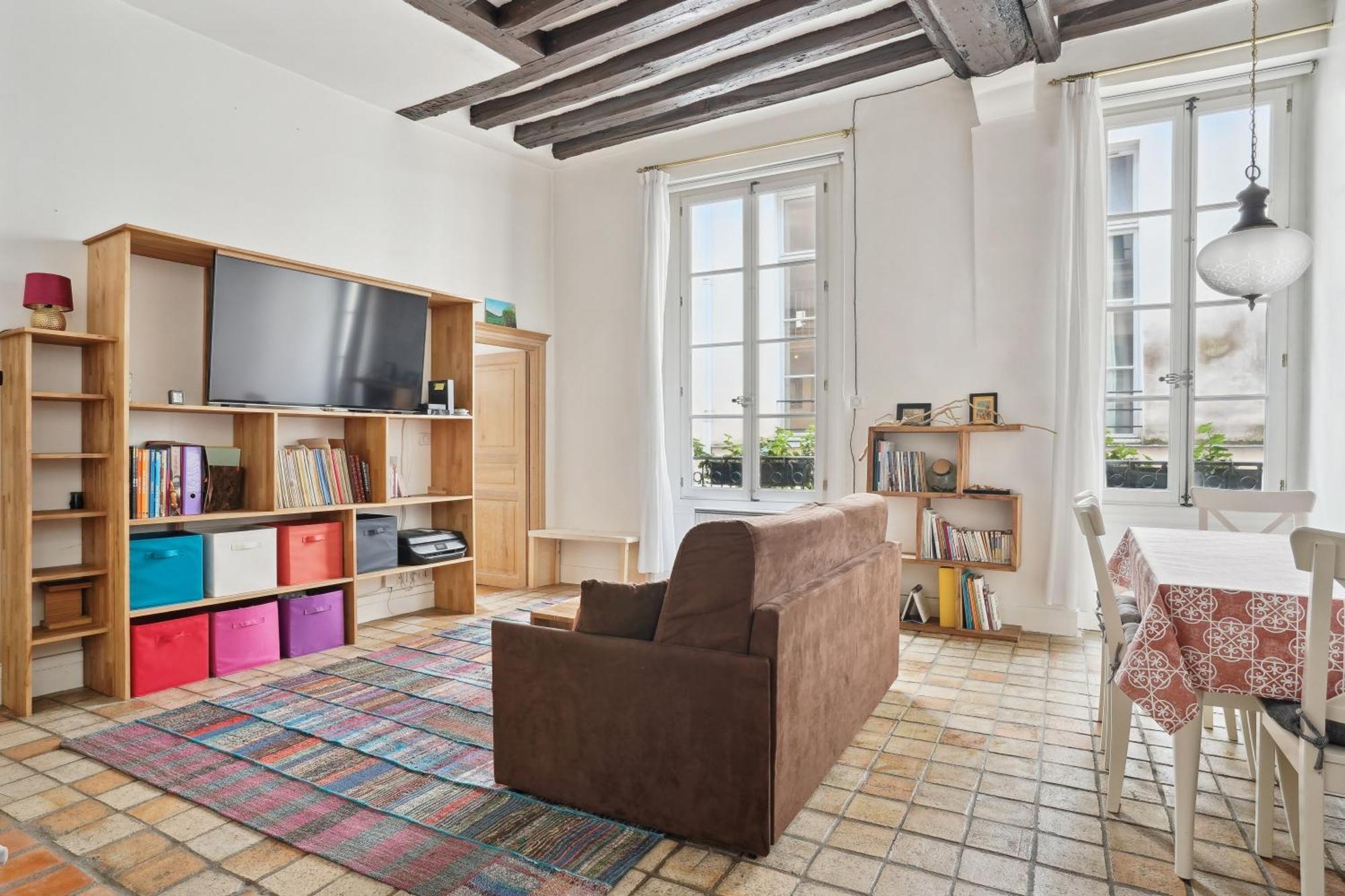 Au Coeur Du Marais A By Weekome Paris