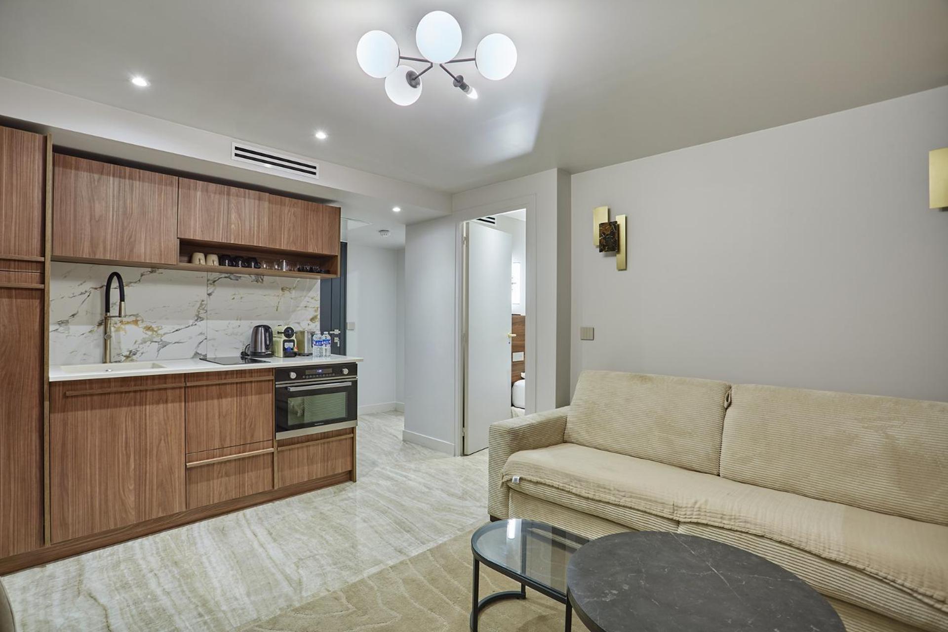 Apartment Centre De By Prestige