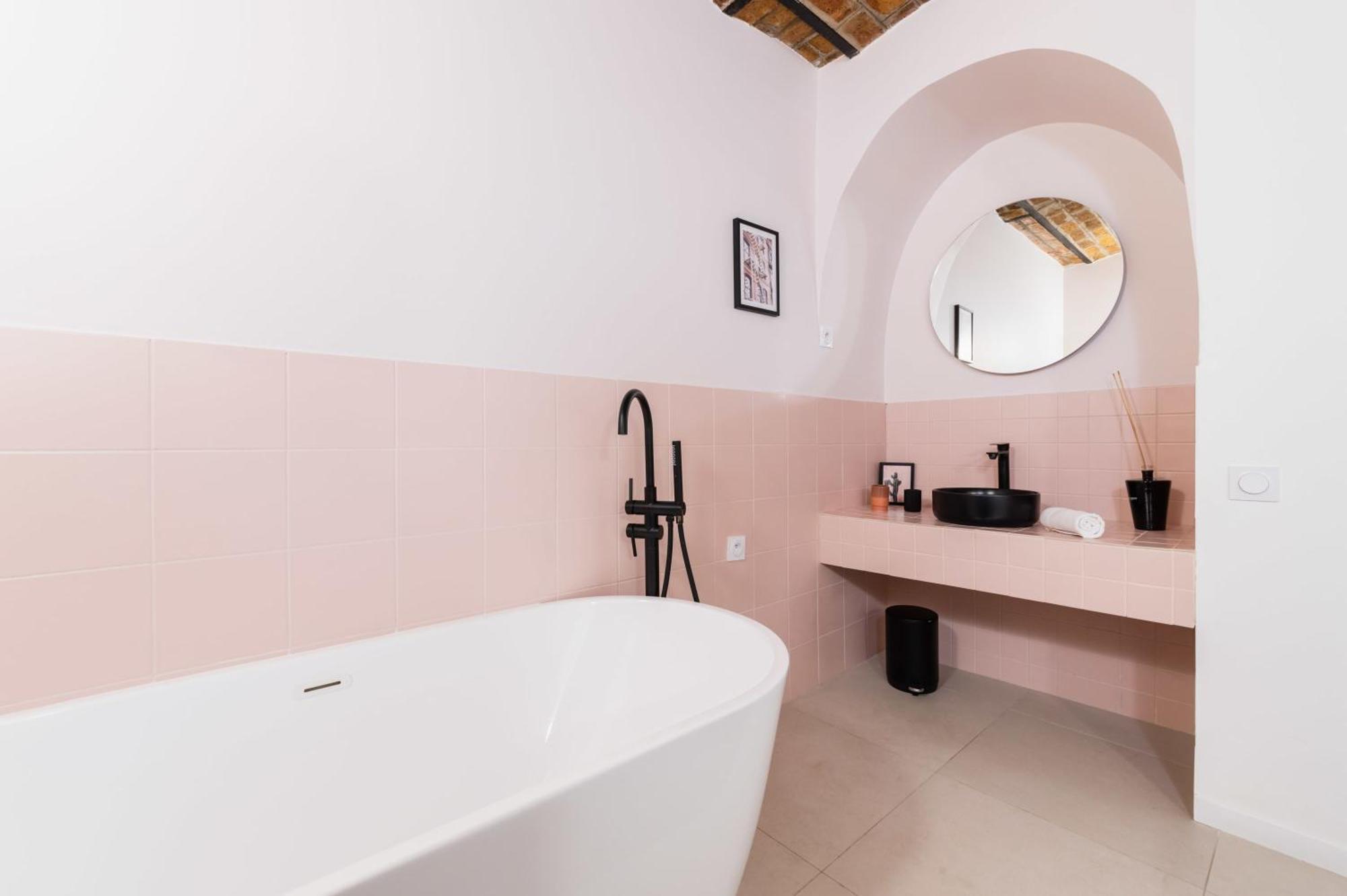 Luxueux Avec Salle De Bains De Reve 6p Appartement *