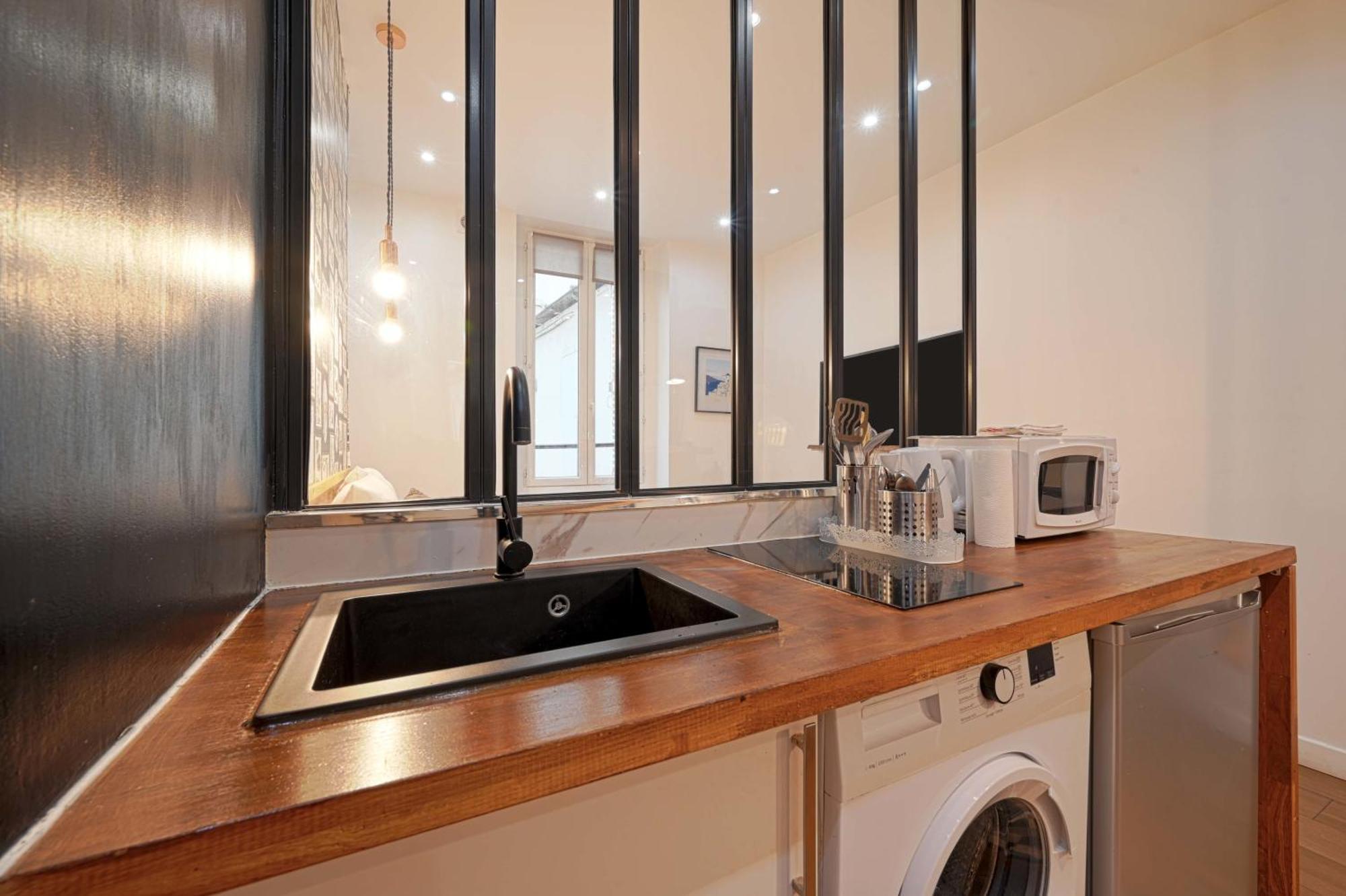 Fabulous Comfortable With Updated Finishes And Design Next To Champ De Mars Apartment *