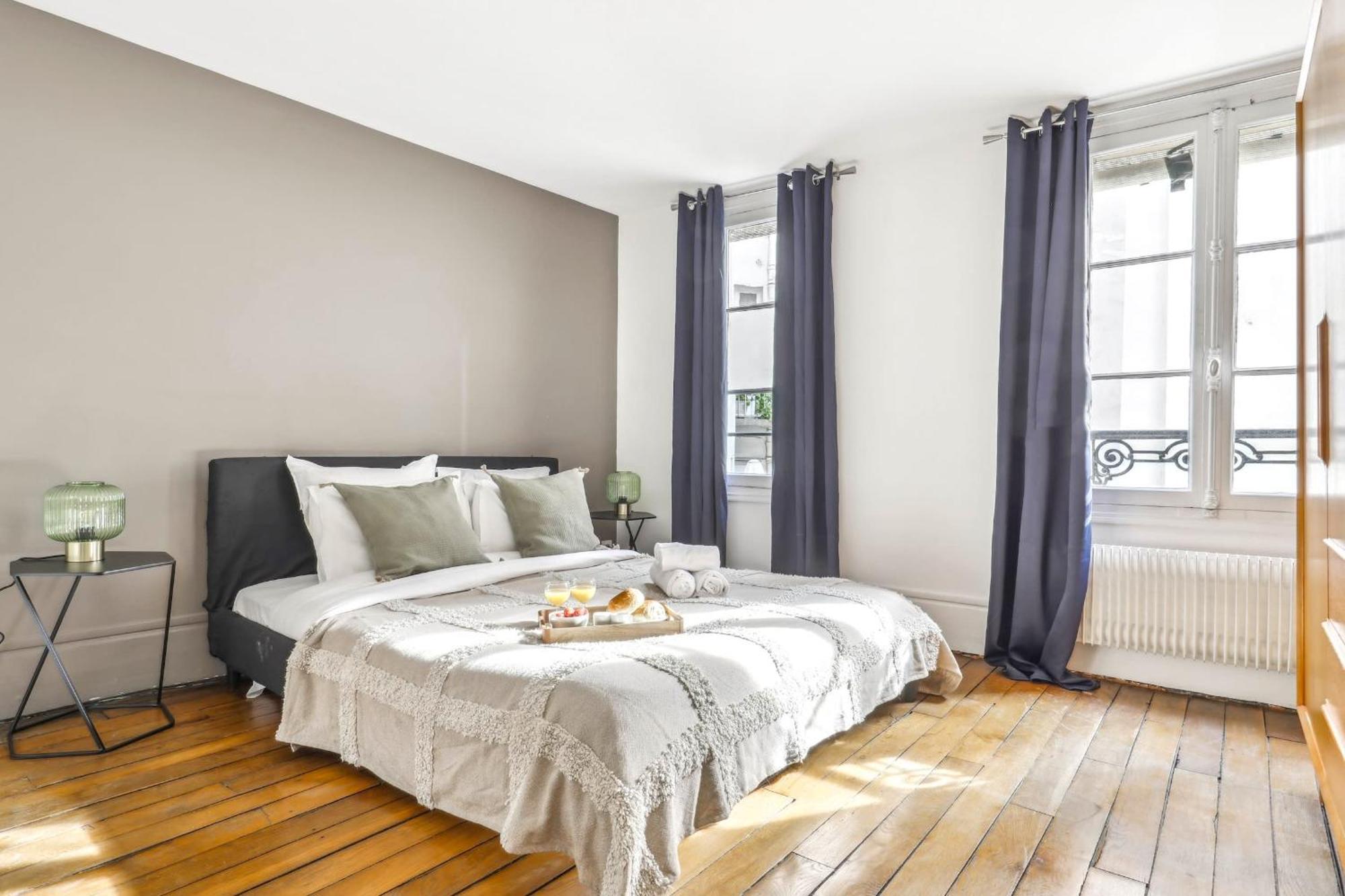 Appartement Le Marais 1br Place Saint Paris