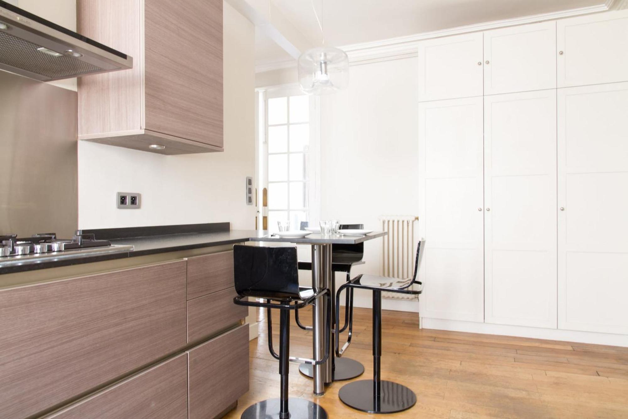 Appartement Francs Bourgeois - Marais - 2br - Cityapartmentstay Paris