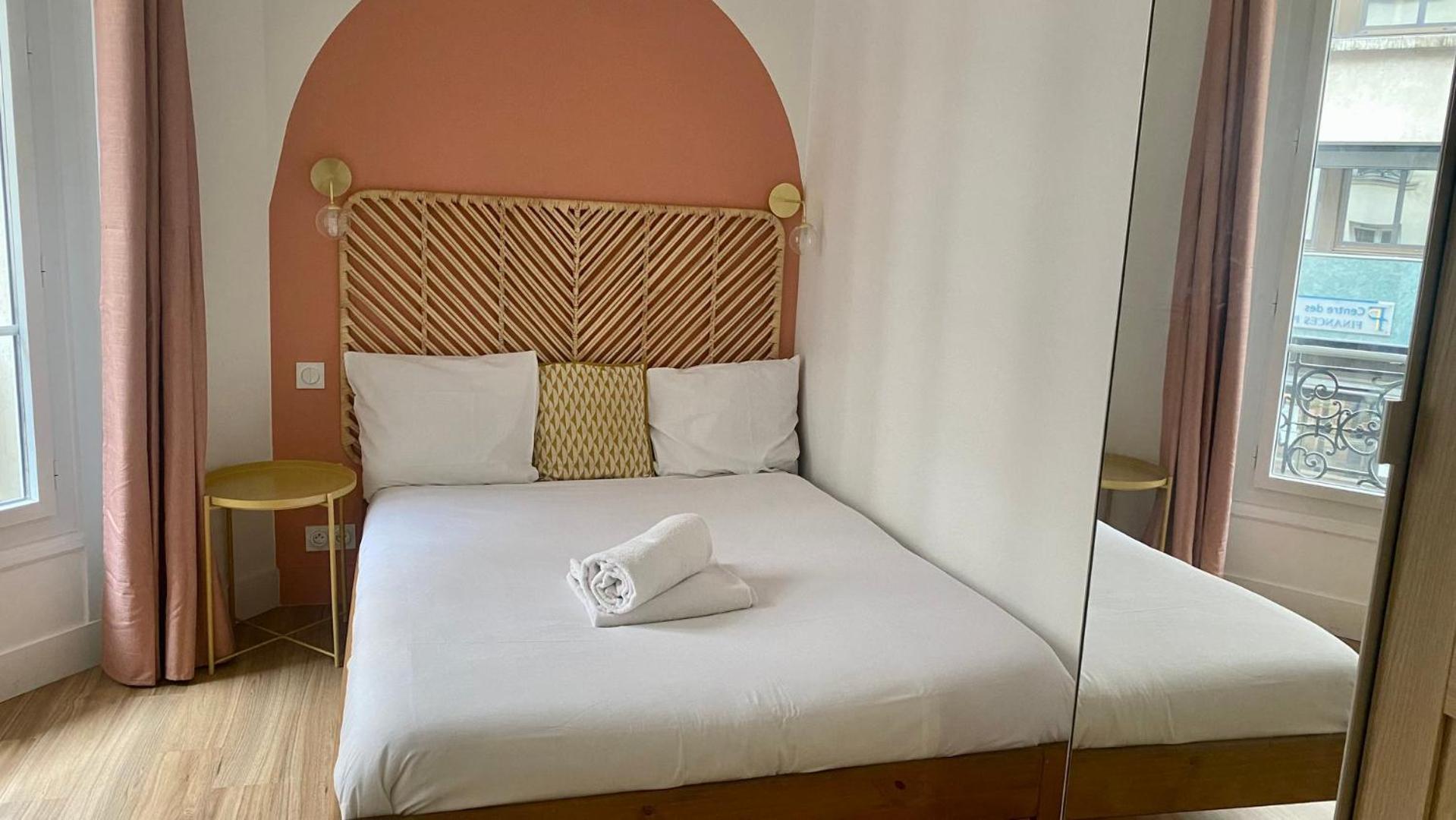 Appartement Lumineux Proche De Saint-lazare - 8p *