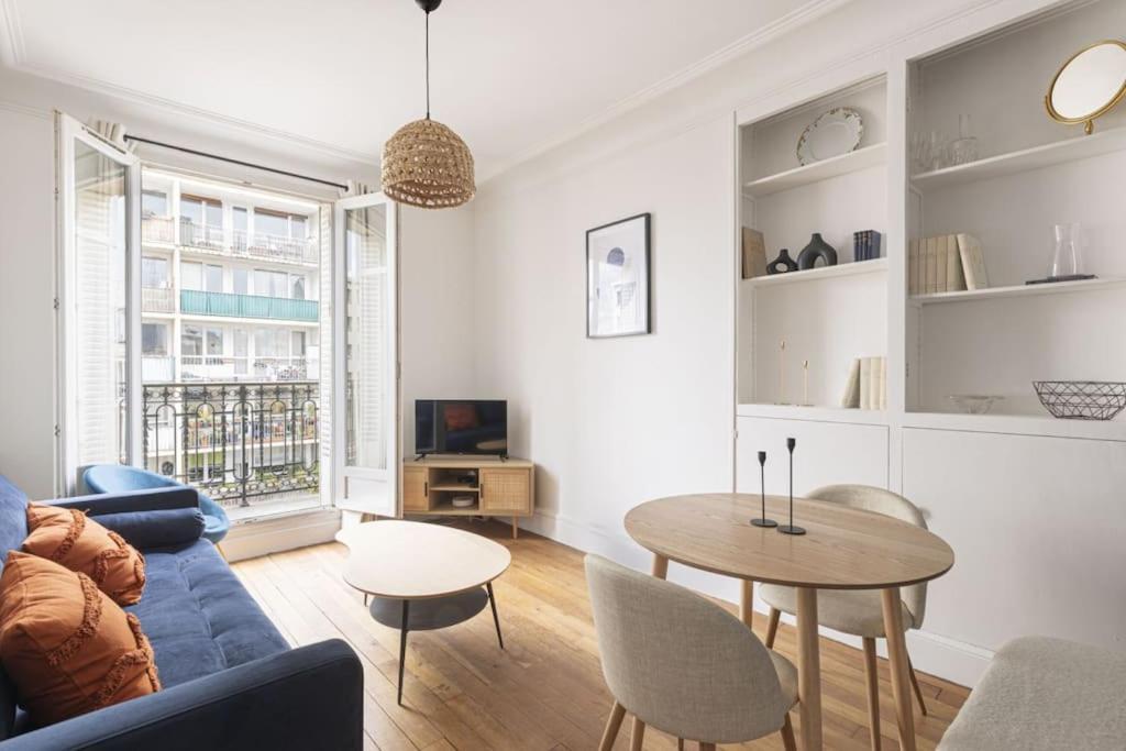 1 Bedroom # 14 # Alesia *