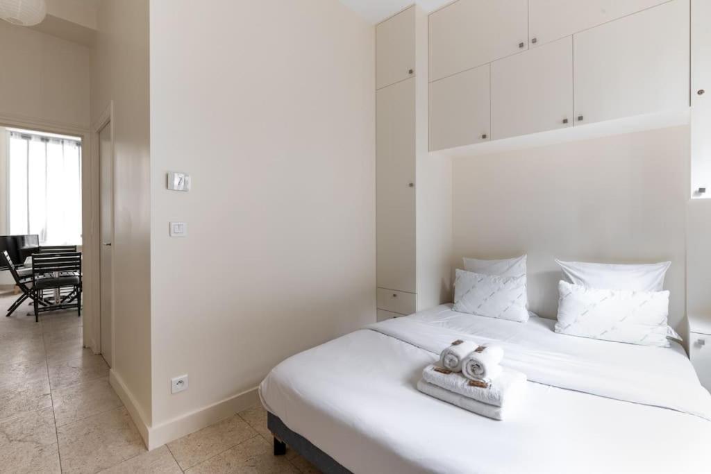 Chemin Vert/voltaire : Charming 4p Apartment Paris