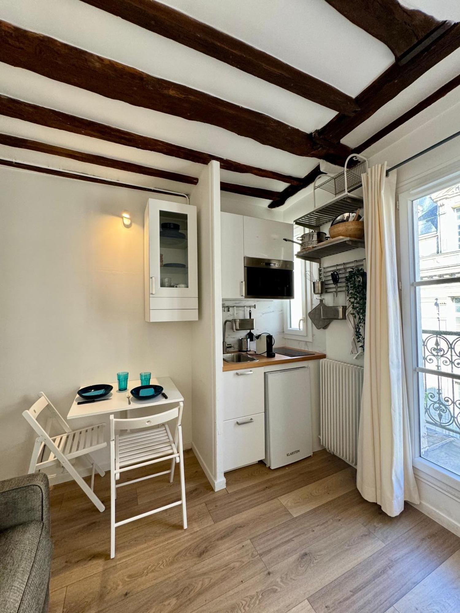 Cosy With Balcony Center - Sorbonne - Pantheon - Notre-dame Apartment Paris