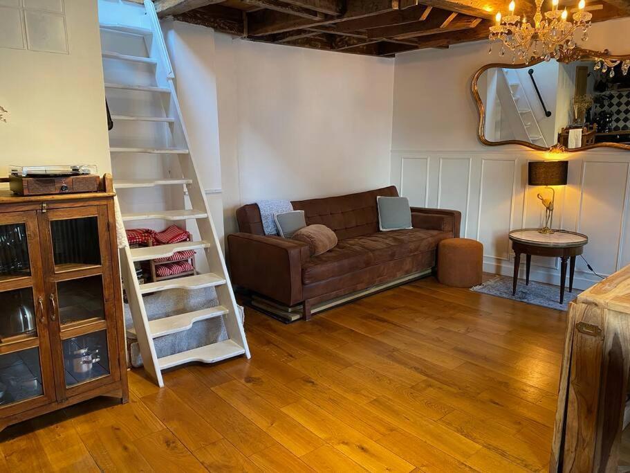 Apartment Duplex With Panoramic Views Over *