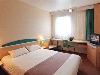 Ibis Pere Lachaise Hotel Paris