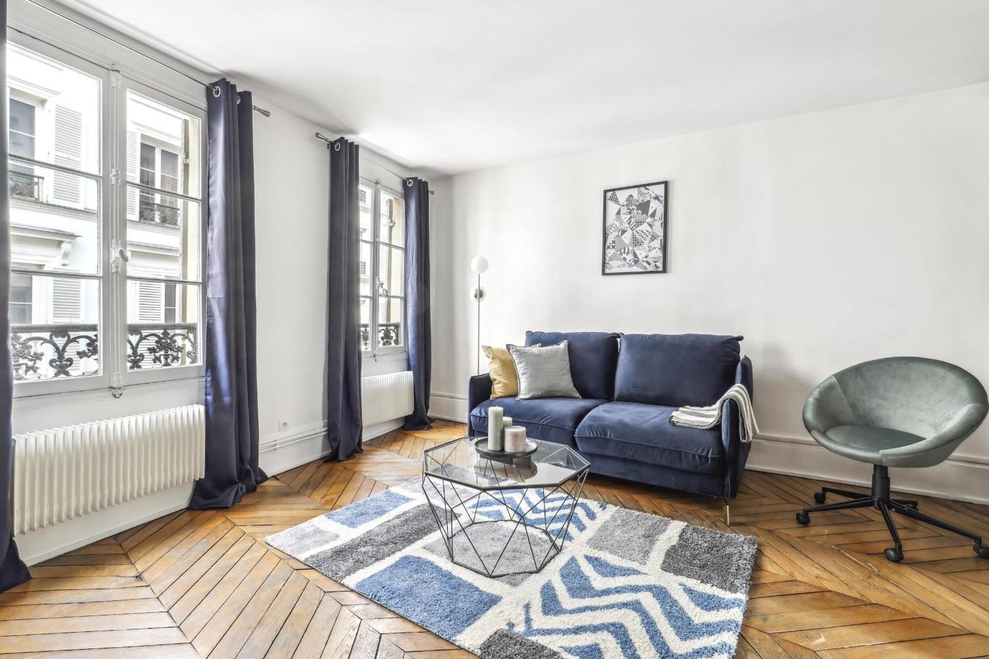 Le Marais 1br Place Saint Appartement *