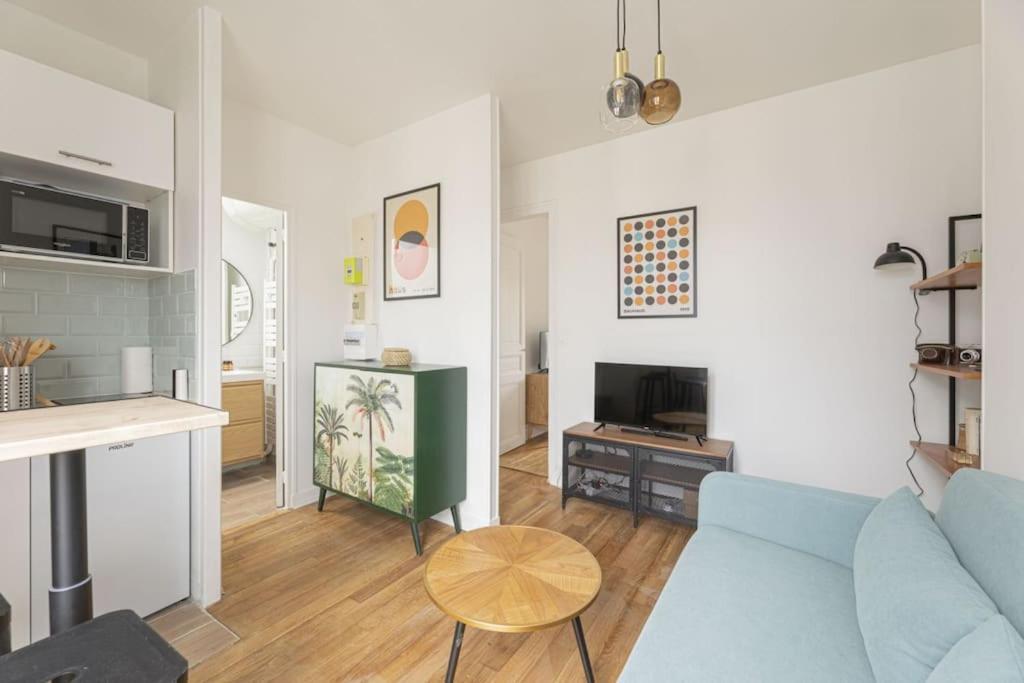 Apartment 1 Bedroom # 14 # Alesia Paris