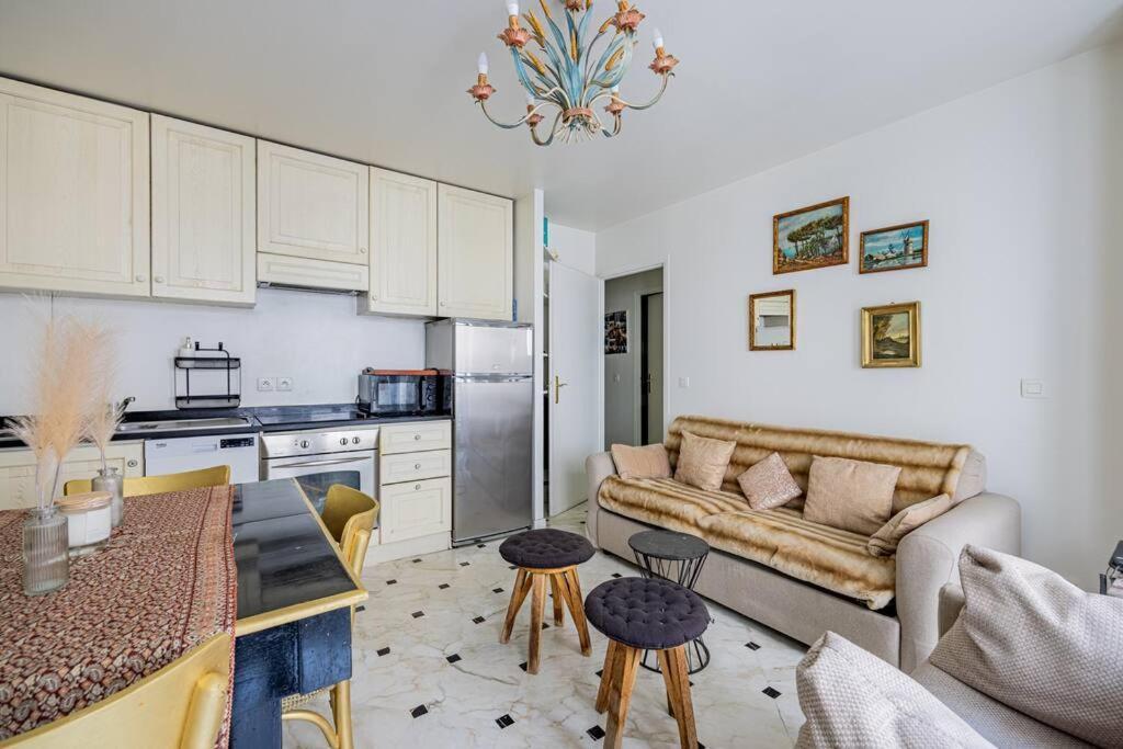 Apartment Grand Et Central, 8e Pres Elysee