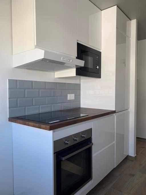 Buttes Chaumont - Free Parking Appartement