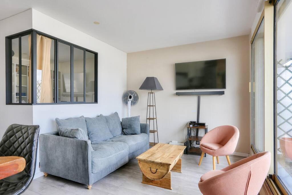 Appartement Avec Balcon Et Parking A 1min Du Metro *