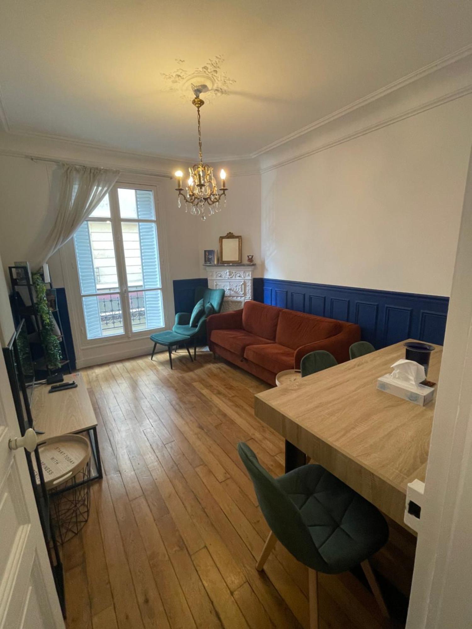 Apartment Large Family Typical Parisian Paris