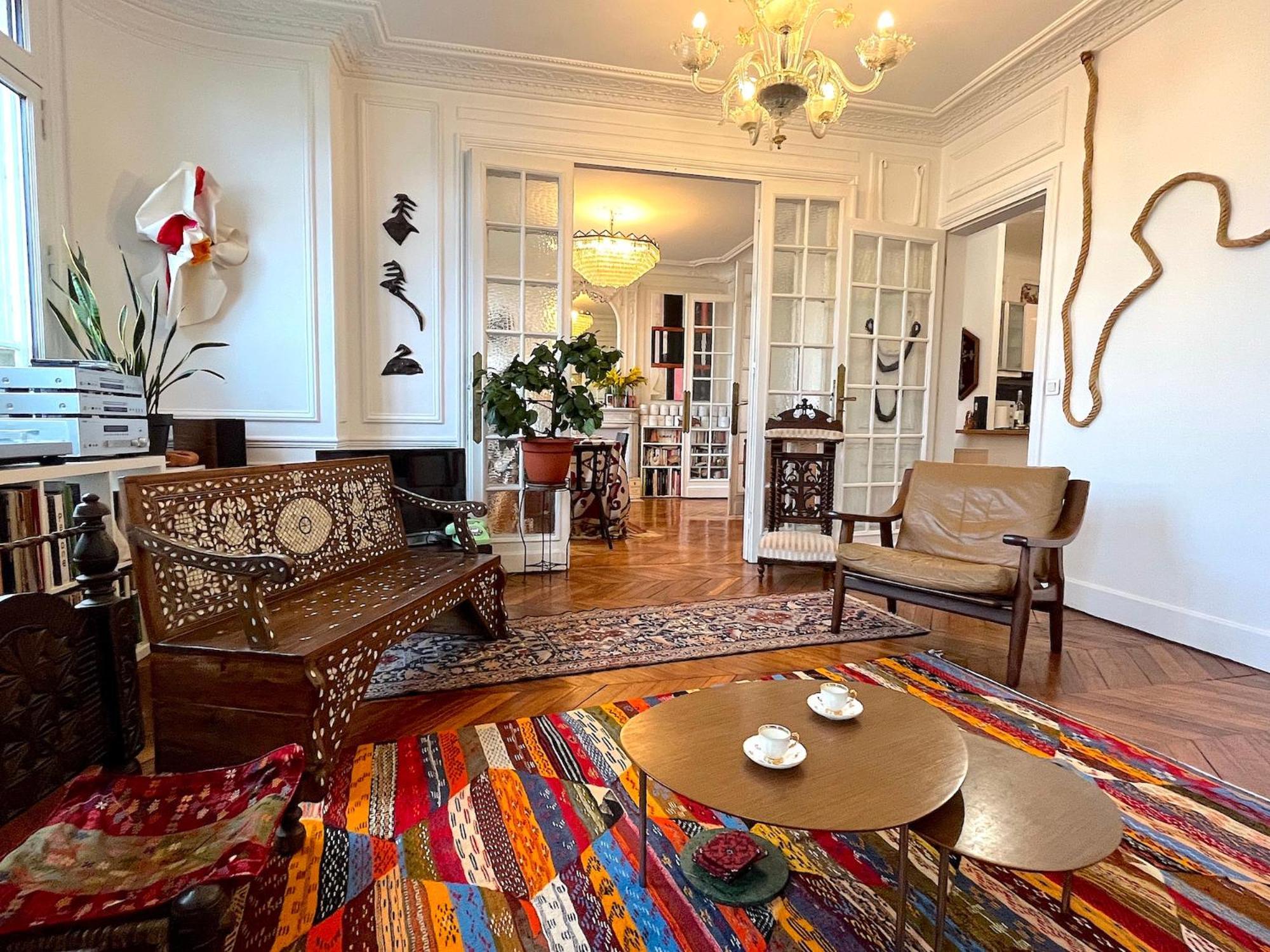 Bonne Nouvelle Apartment