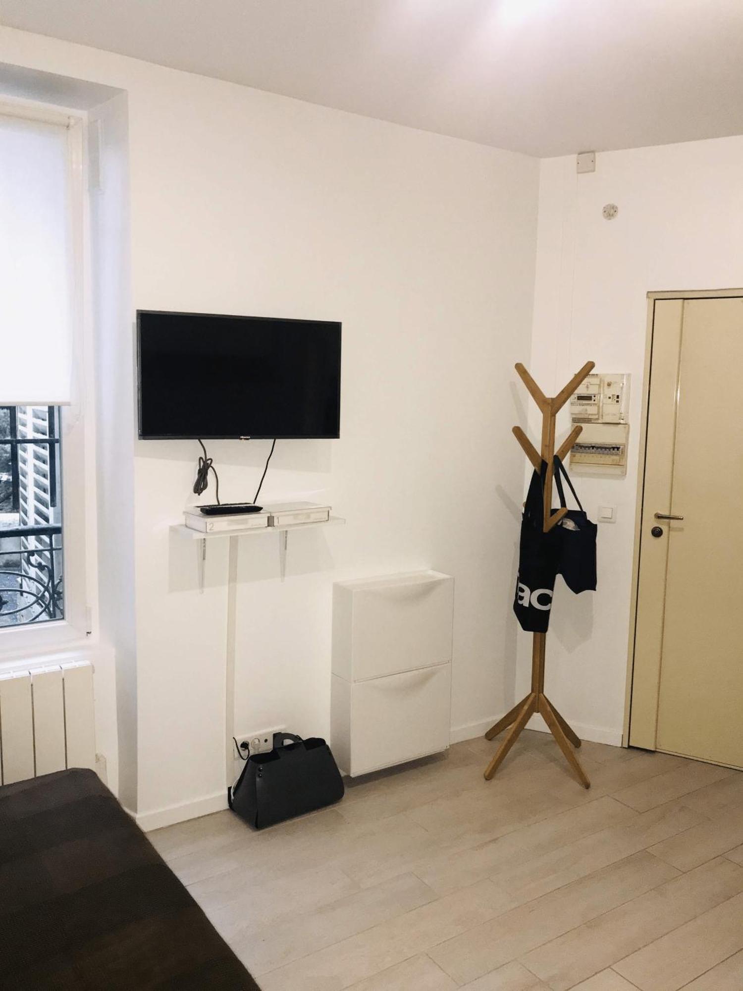 17 - Cosy & Modern Apartment Paris