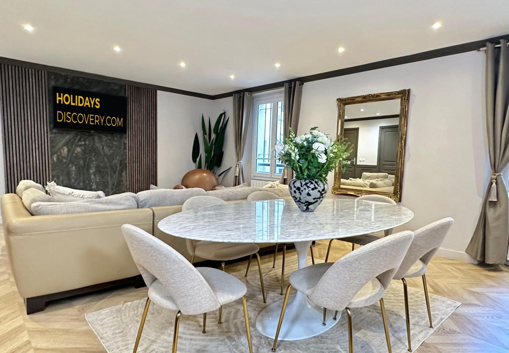 Luxury Family Getaway Near Place Vendome * Paris