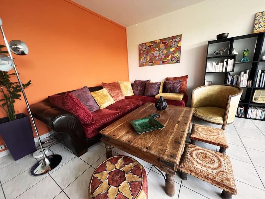 Lumineux Pere Lachaise Apartment *