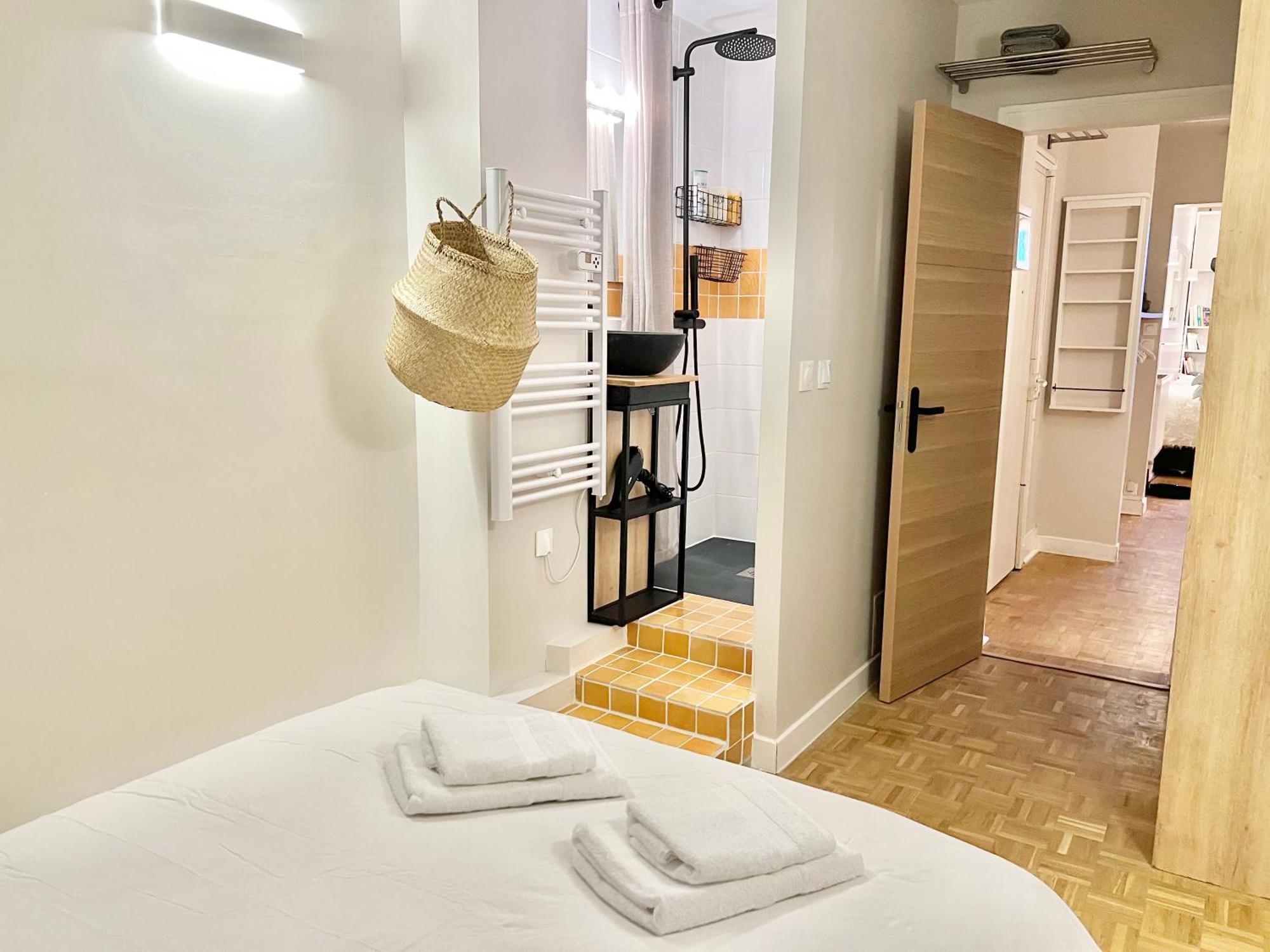 Appartement Parisnicostay - Cosy 4 Bedrooms Flat Seine River