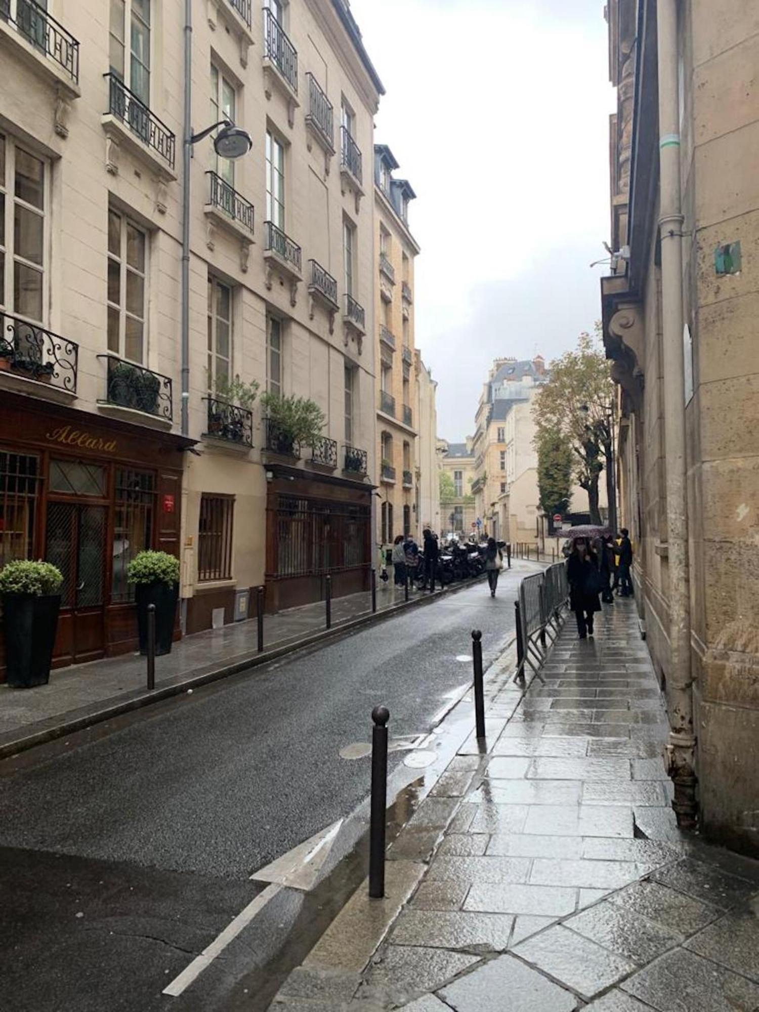 Des Arts Paris