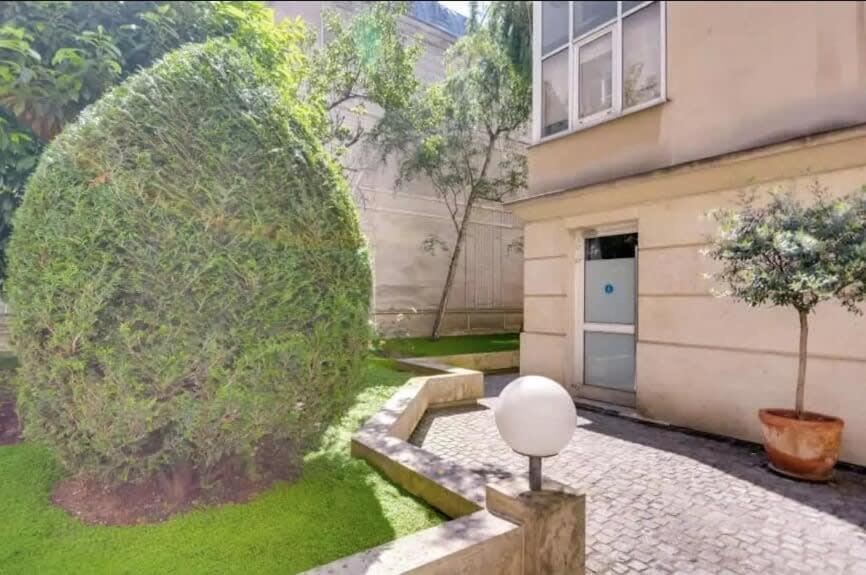 Appartement Modern And Bright 2bd For 11 Guests In Le Marais! Paris