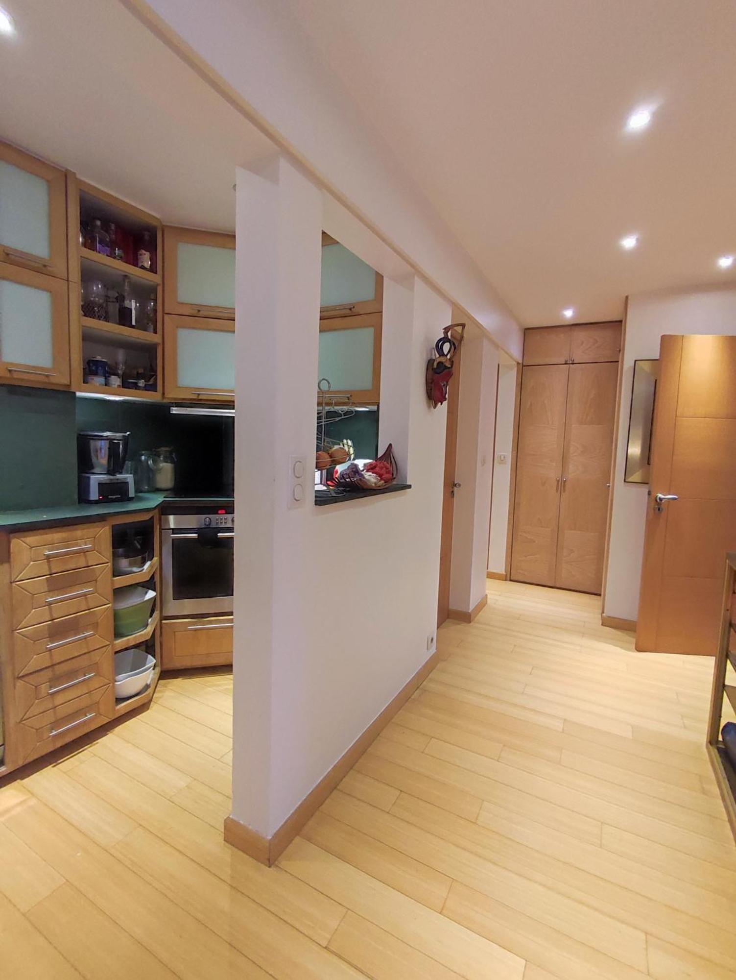 Amazing 70m2 Flat With Large Terrace And 2 Large Beds Apartment