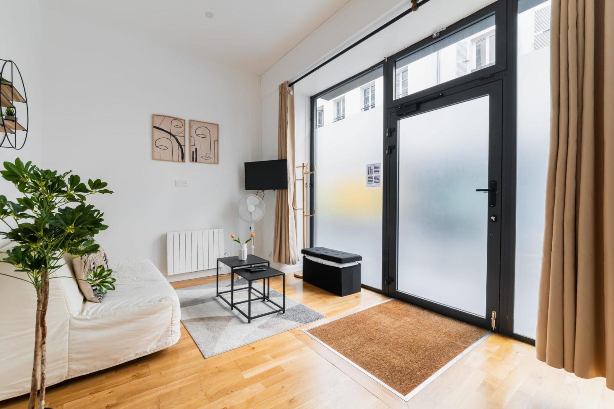 Bel Cosy Situe Pres Des Halles - 4p Appartement *